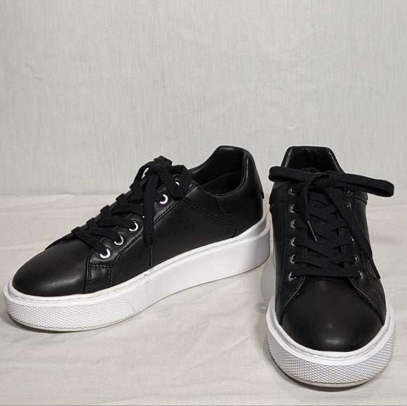 NEW Guess Womens Designer Fashion Sneaker Sz 7.5 black