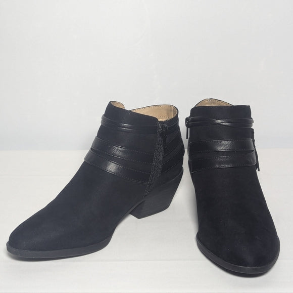 NEW Life Stride Womens Paloma Ankle Bootie black suede Sz 8 wide