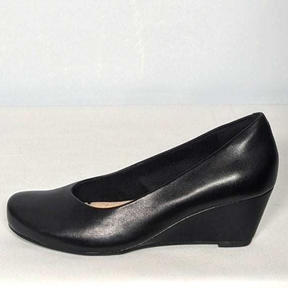 NEW Clarks Womens Leather Flores Tulip Pumps Wedge Sz 6 black