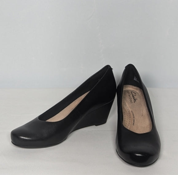 NEW Clarks Womens Leather Flores Tulip Pumps Wedge Sz 6 black