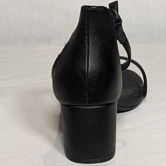 NEW Amazon Essentials Womens Nola Heeled Sandal - Size 7 wide black