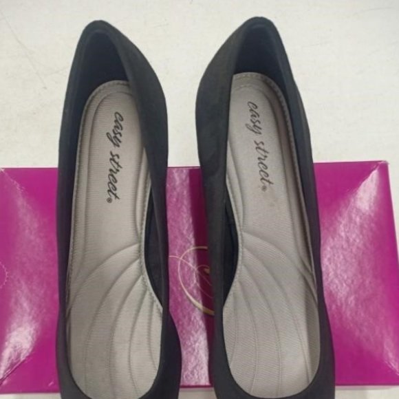NEW Easy Street Womens Proper Dress Pump Sz 11 black
