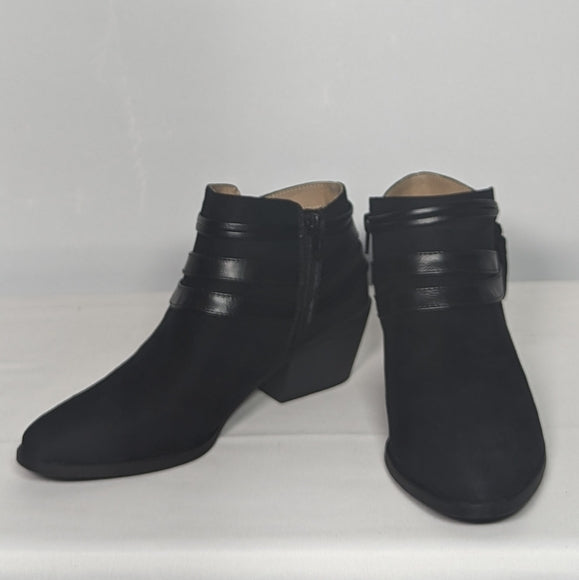NEW Life Stride Womens Paloma Ankle Boot sz 9 black