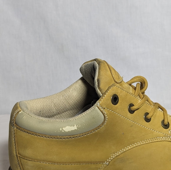 NEW Lugz Mens Chukka Waterresistant Wheat Boot Sz 11 wide