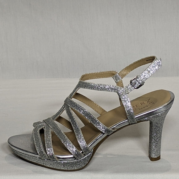 NEW Naturalizer Womens Baylor Shoes Sandal Sz 7 Silver glitter