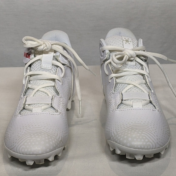 NEW New Balance Kids High top cleat sz 4 BRILLIANT white