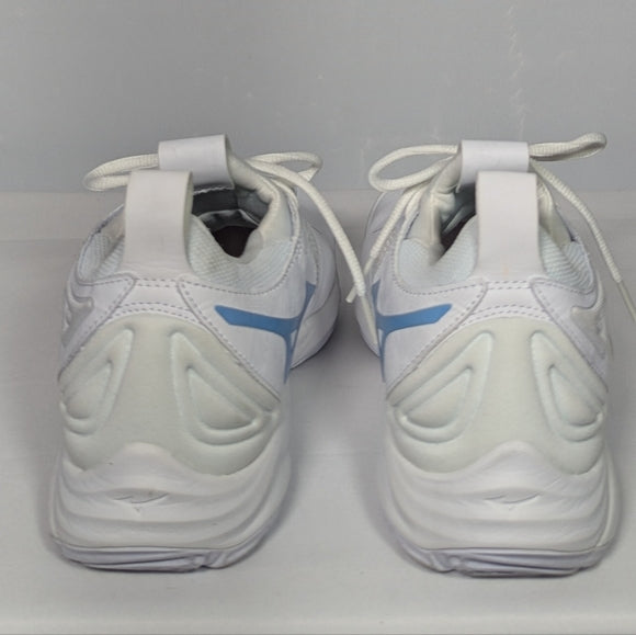 NEW Mizuno Womens Wave Momentum 3 Volleyball shoe sz 8.5
