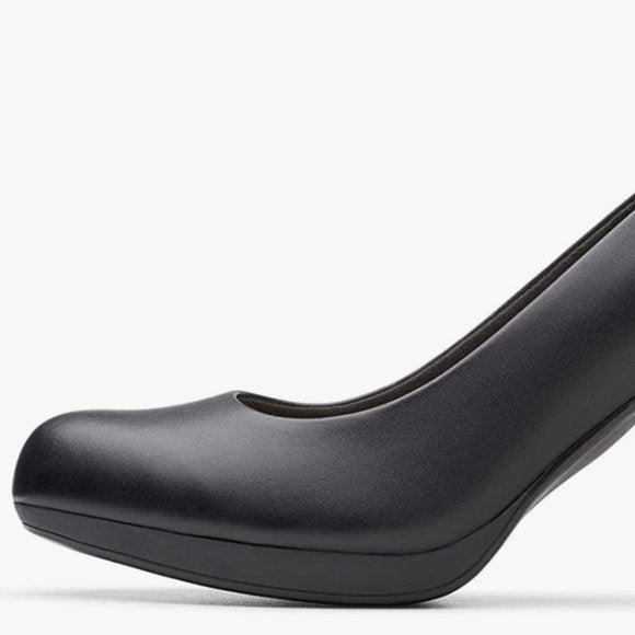 NEW Clarks Womens Adriel Viola Leather Pump 8.5 black