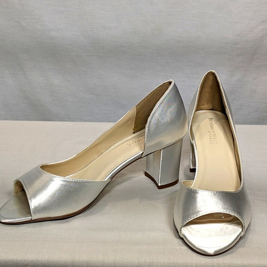 NEW Benjamin Walk Dyeabales Joy Dress shoe Sz 9 silver wedding style