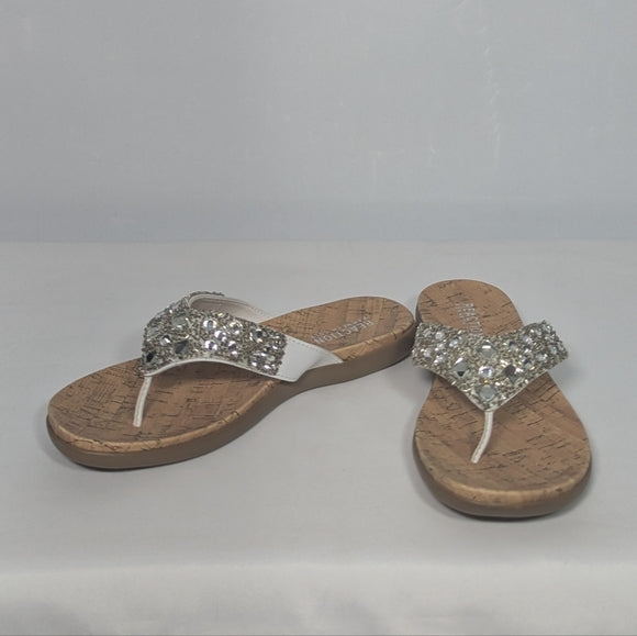 NEW Kenneth Cole Womens Glam-athon Thong Sandal sz 8 white