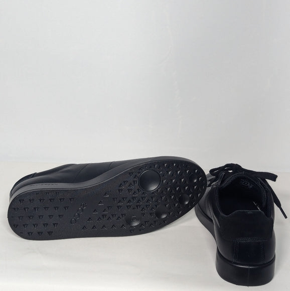 NEW Ecco Mens Leather classic comfort sneaker Sz 8/8.5 black