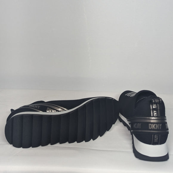NEW DKNY Womens Stylish Knit Low-top Sneaker Sz 10 black