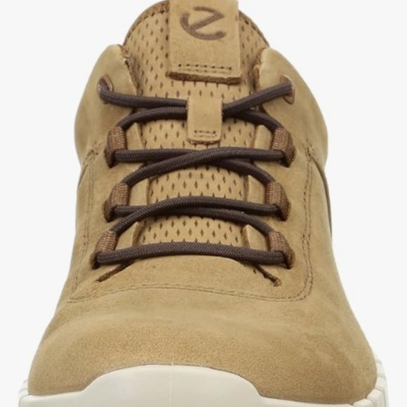 NEW ECCO Mens Gruuv Leather Fashion Sneaker Sz 7/7.5 camel nubuck/tan