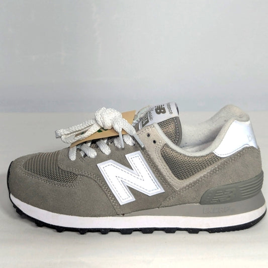 NEW New Balance Womens 574 Core Sneaker sz 6.5 grey
