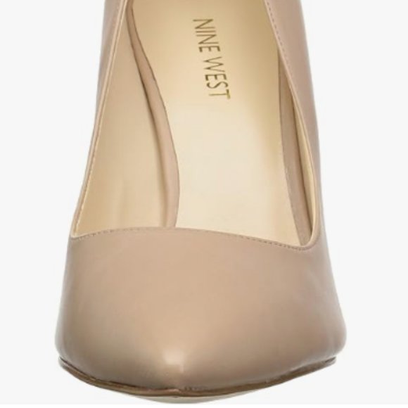 NEW NINE WEST Womens Tatiana Pointy Toe Pump Leather barely nude sz 6.5