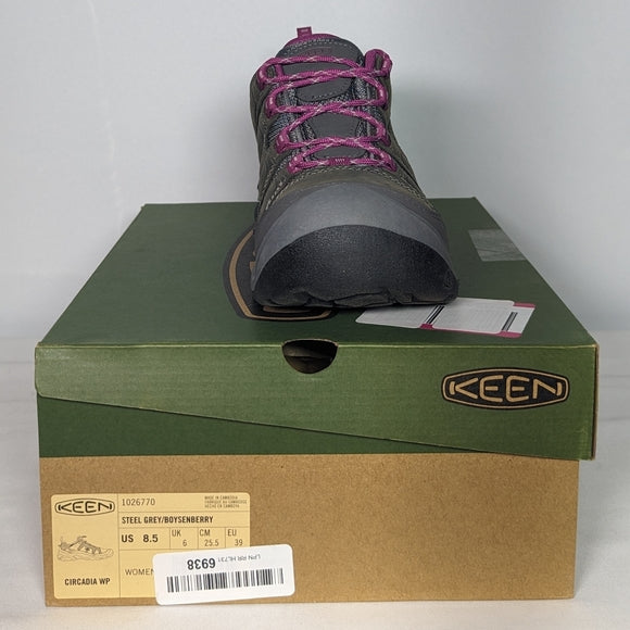 NEW Keen Womens Circadia Low Height Leather Waterproof Hiking Shoes Sz 8.5 grey