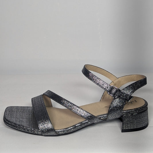 NEW Life Stride Womens Julep Ankle Strap Sandal Heeled Sandal Sz 11 Wide silver