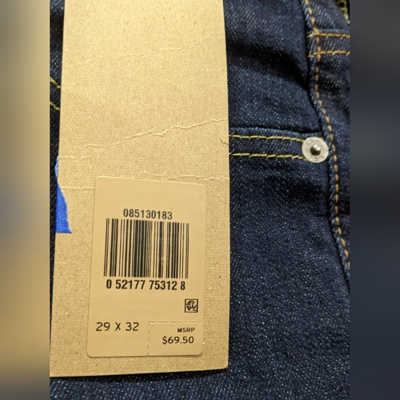 NEW Levis Womens 513 Slim Straight leg 29x32