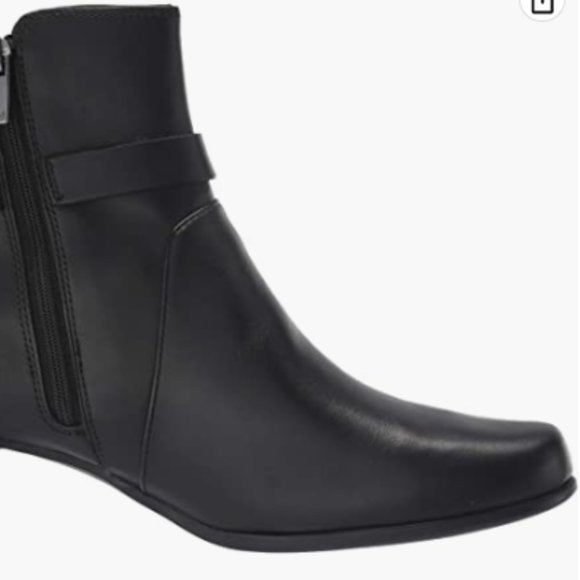 NEW Clarks Womens Leather Un Damson Mid Ankle Boot Sz 10 black