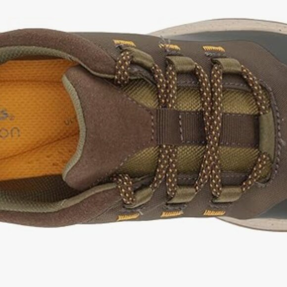 NEW Clarks Womens Collection Sneaker Sz 5.5 Dark Olive