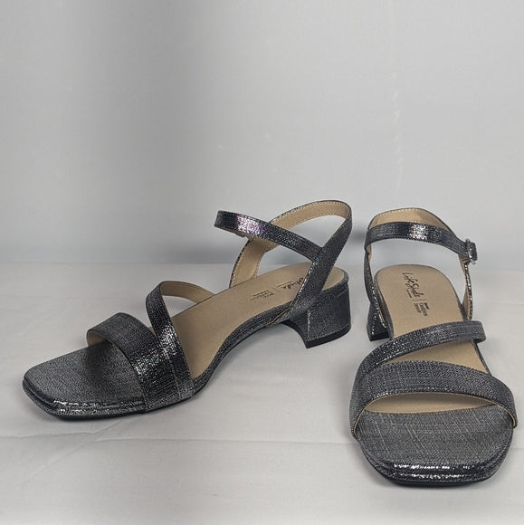 NEW Life Stride Womens Julep Ankle Strap Sandal Heeled Sandal Sz 11 Wide silver