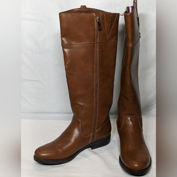 NEW Tommy Hilfiger Womens SHYENNE Equestrian Riding Boot Sz 8 brown