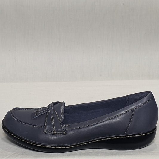 NEW Clarks Womens Ashland Leather Bubble Loafer Sz 10 blue