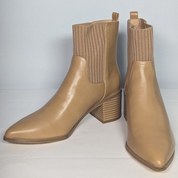 NEW Call it Spring Charliize Womens Heeled Chelsea Block Heel Boots - Sz 6.5 tan