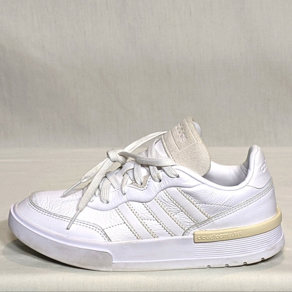 NEW Womens Leather Club Court Shoes Sz 6 white