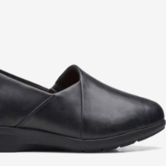 NEW Clarks Womens Jenette Grace Leather Loafer black sz 8 wide