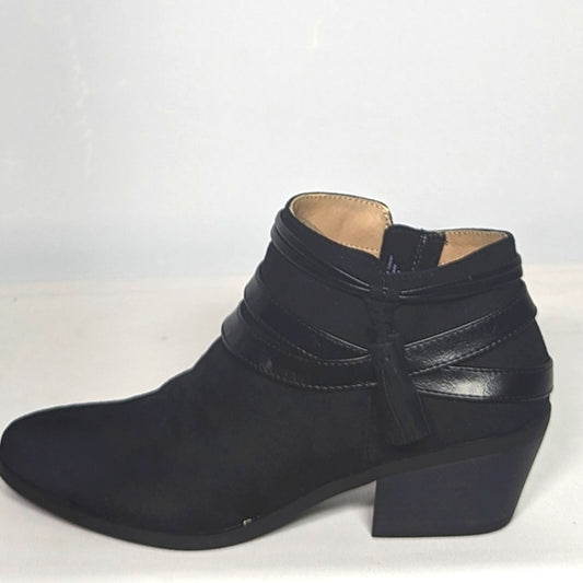 NEW Life Stride Womens Paloma Ankle Boot sz 9 black