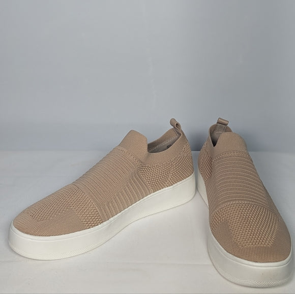 NEW Steve Madden Womens Beale Sneaker Sz 9.5 blush