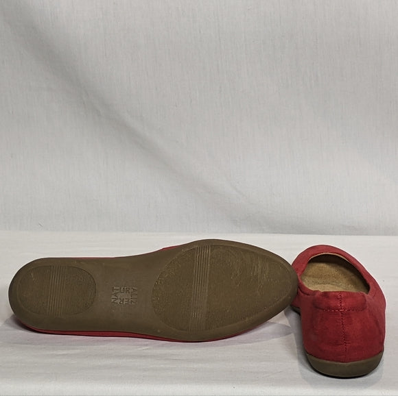 NEW Naturalizer Womens Vivienne Ballet Flat Red Sz 7.5 Very Comfortable