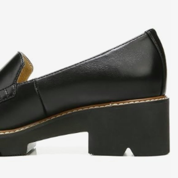 NEW Naturalizer Womens Cabaret Loafer Sz 8 black comfortable lightweight