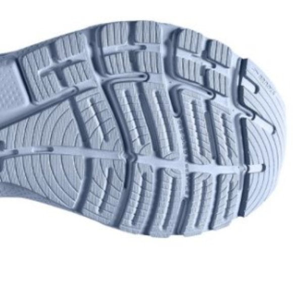 NEW Brooks Womens Adrenaline GTS 22 Running Shoe Sz 9 baby blue