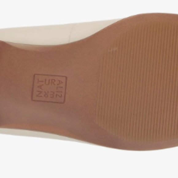 NEW Naturalizer Womens Gala Classic Leather Slip on Loafer Sz 6.5 satin pearl
