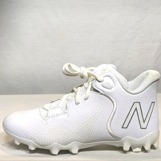 NEW New Balance Kids High top cleat sz 4 BRILLIANT white