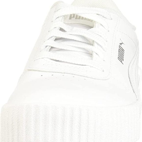 NEW PUMA Womens Carina Leather Sneaker 5 White